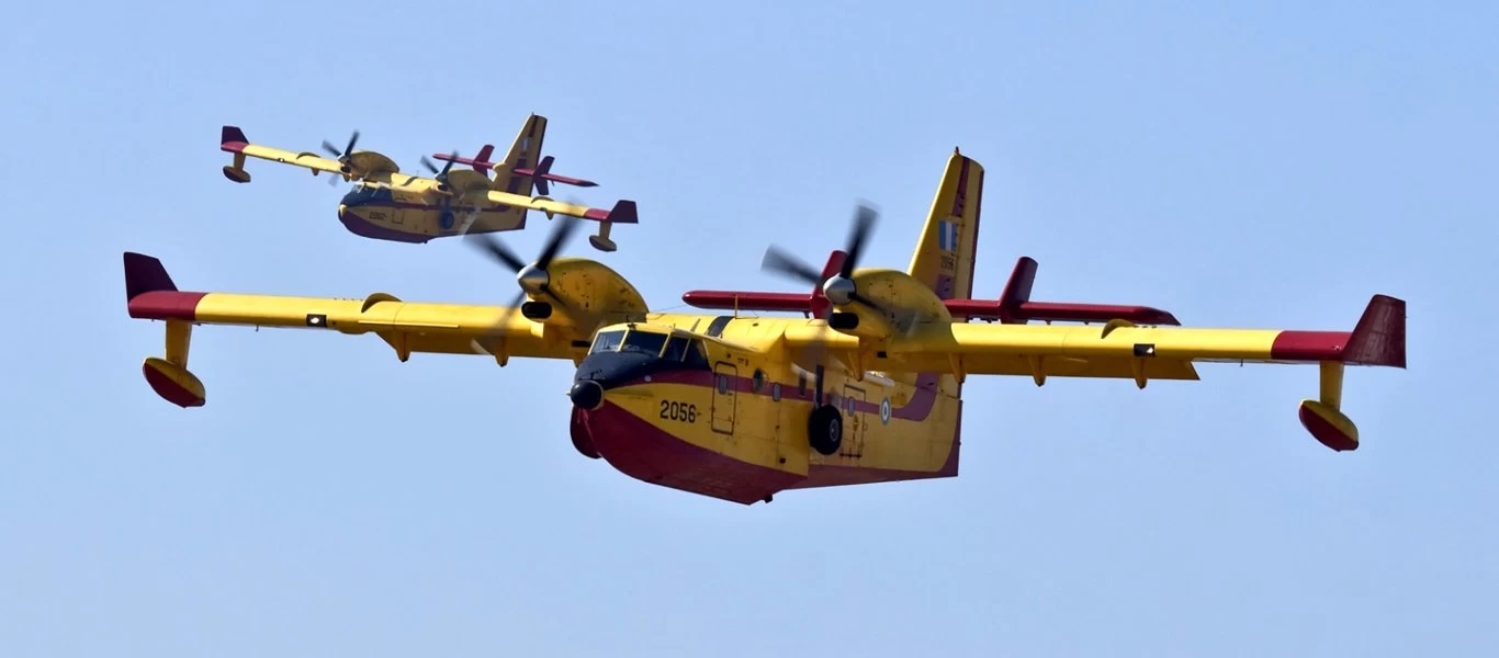 Αδιανόητη και αδιαφανής προμήθεια 1,7 δισ.€ για πυροσβεστικά αεροσκάφη με απευθείας αναθέσεις!
